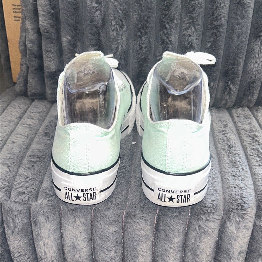 Light Teal Converse Platforms size 8 - Picture 5 of 10